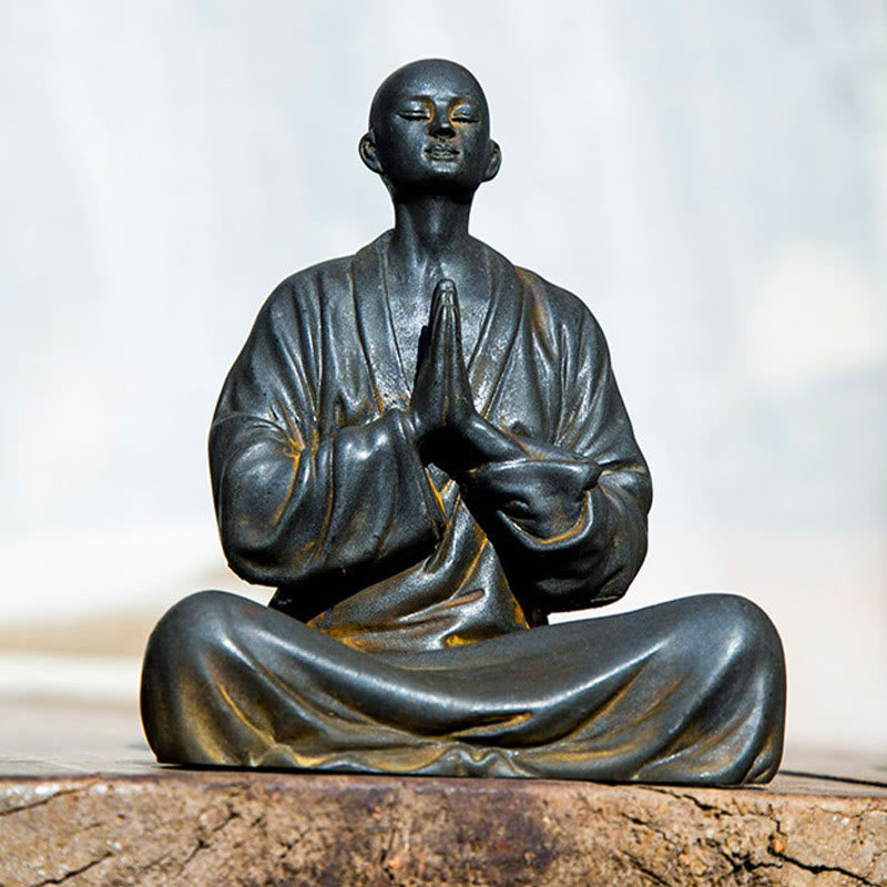 Buddha Stones Medytujący Modlący się Mnich Żelazo Proszek Rdza Odlew Żywicy Statua Dekoracja Domu