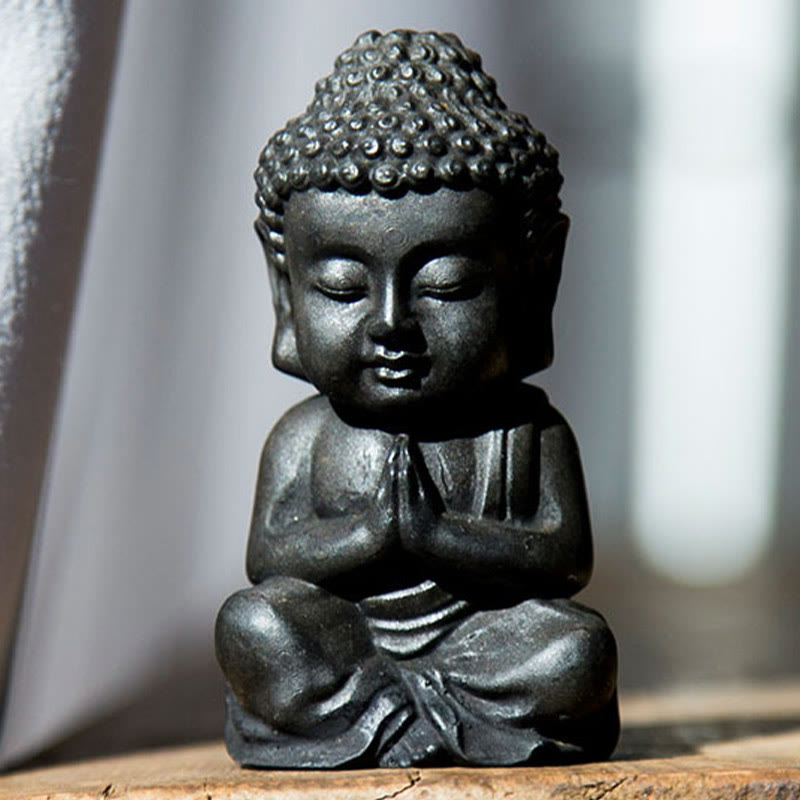 Buddha Stones Ręcznie Robione Mały Budda Siakjamuni Żelazo Proszek Rdza Odlew Żywicy Dekoracja Statuy - Wersja regularna - Modlący się Budda 9*5,5 cm - image 14