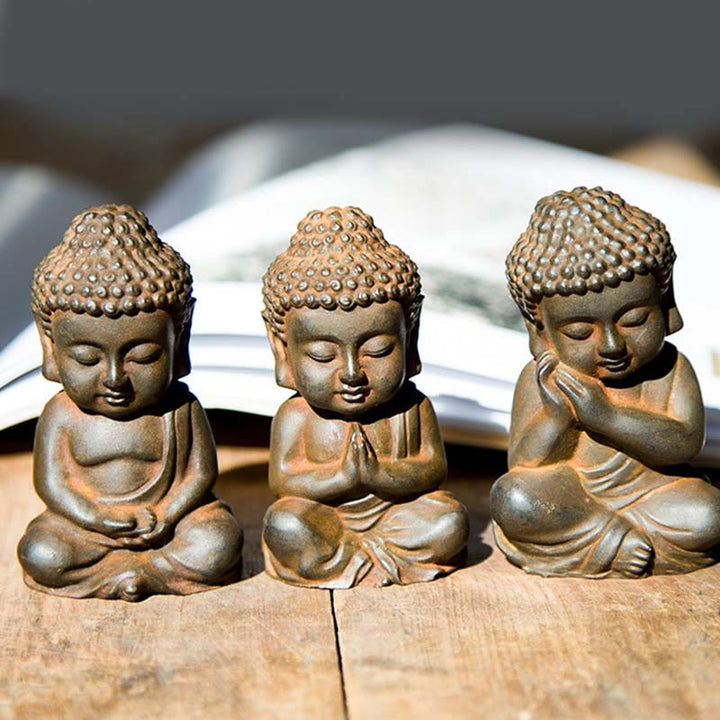 Buddha Stones Ręcznie Robione Mały Budda Siakjamuni Żelazo Proszek Rdza Odlew Żywicy Dekoracja Statuy