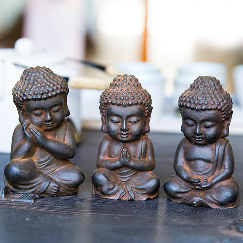 Buddha Stones Ręcznie Robione Mały Budda Siakjamuni Żelazo Proszek Rdza Odlew Żywicy Dekoracja Statuy