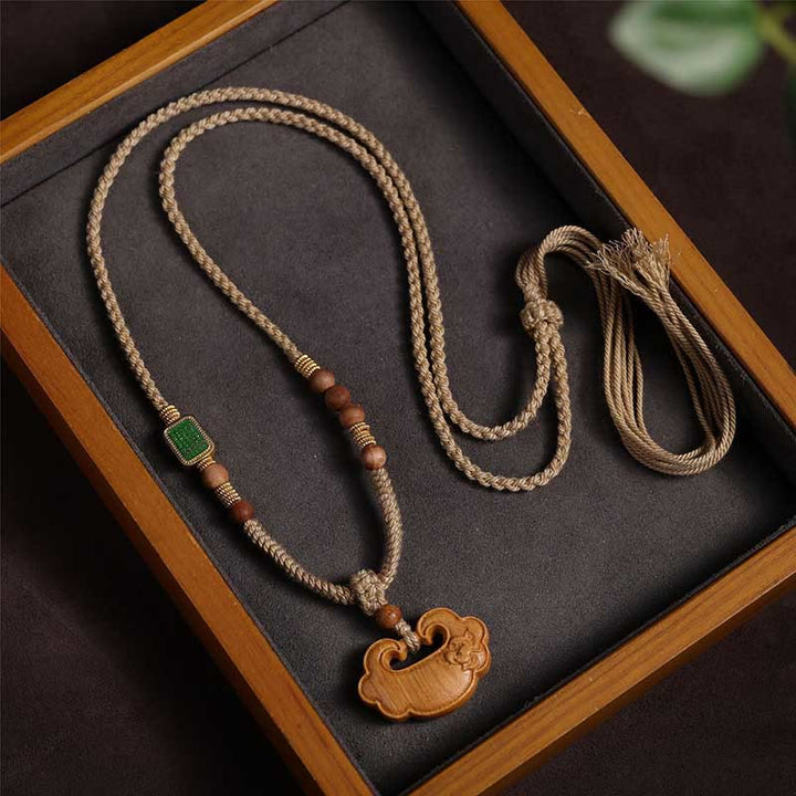 Buddha Stones Tybetańskie Drzewo Sandałowe Chińskie Zawieszki Ochronne Naszyjnik Wisiorek