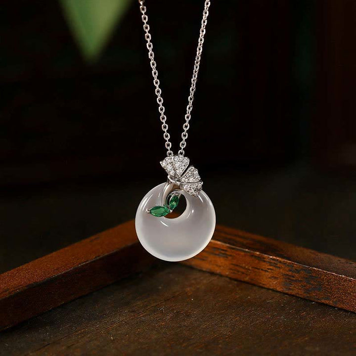 Buddha Stones Naturalny Chalcedon Liść Miłorzębu Klamra Pokoju Naszyjnik Wisiorek Harmony