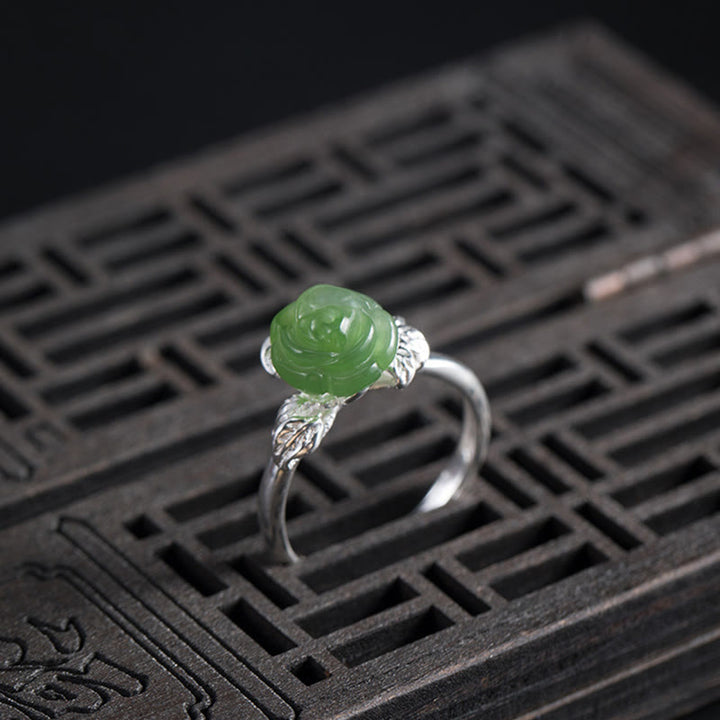 Pierścionek ze srebra próby 925 z Buddha Stones i zieloną różą, regulowany, z jadeitem i szczęściem