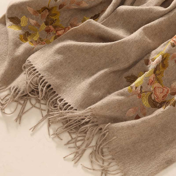 Szal z wełny Buddha Stones Kamienie Weiyang Haft Kwiatowy Tassel Zimowy Przytulny Szalik Podróżny Otulacz - image 4