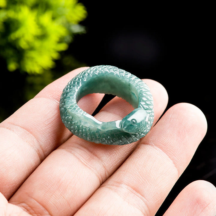 Buddha Stones Naturalny Jadeit Rok Węża Rzeźba Pierścień Ochrony Dobrobytu