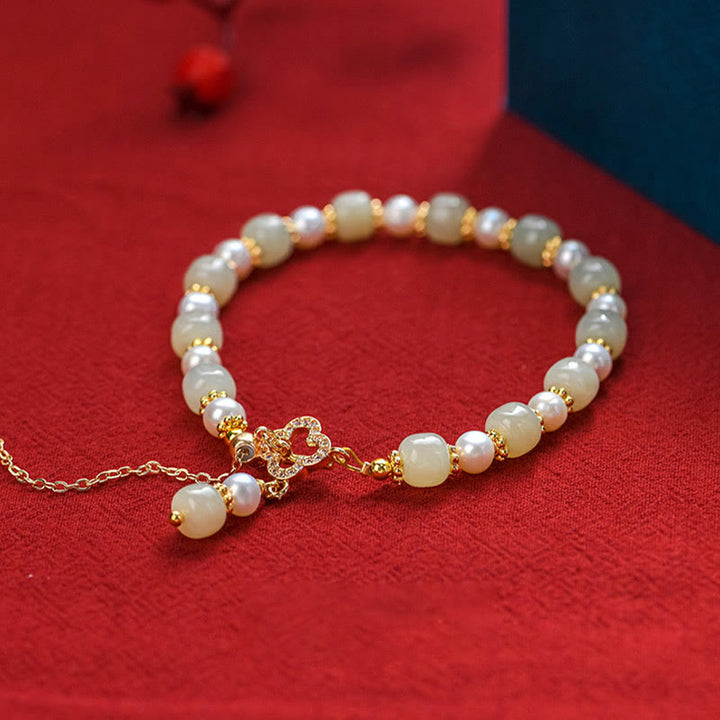 Buddha Stones Hetian Jade Pearl Alloy Czterolistna koniczyna Wisiorek Bransoletka Obfitości