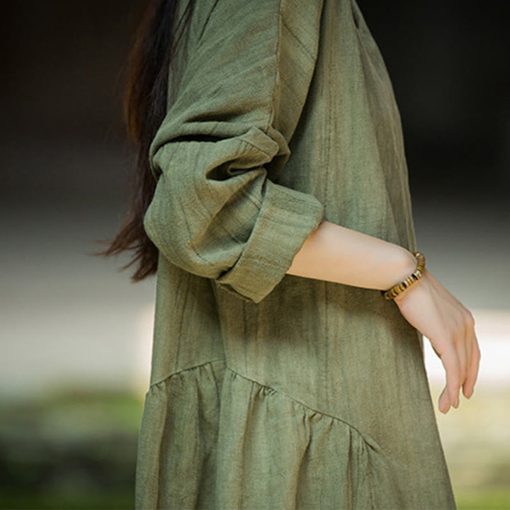 Sukienka midi z ramią lnianą w jednolitym kolorze z chińskim dekoltem w Buddha Stones i długim rękawem - image 11