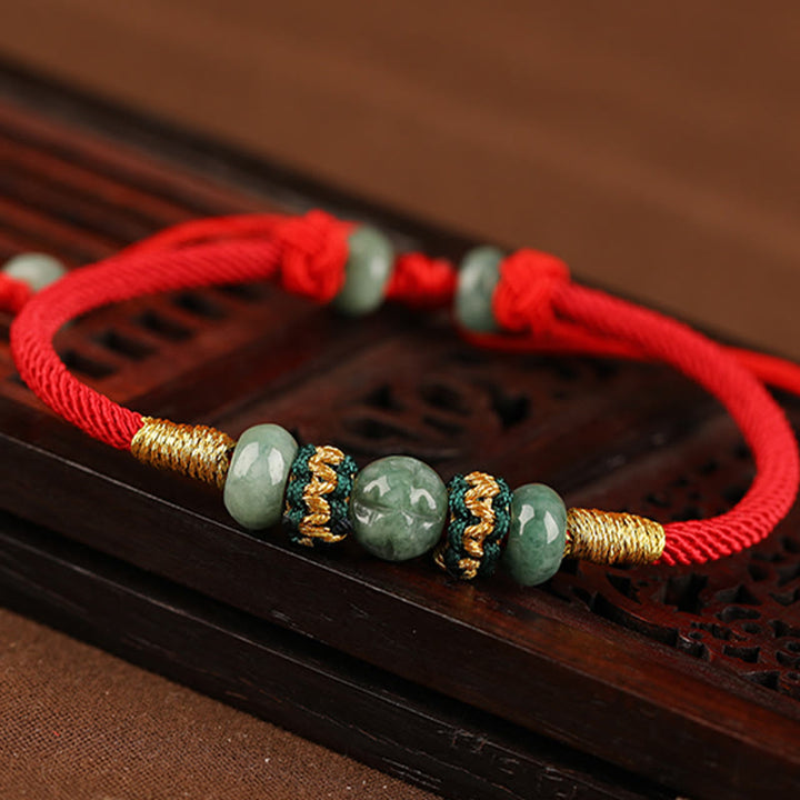 Bransoletka z Buddha Stones z jadeitu, koralików Abacus, dobrobytu, czerwonego sznurka