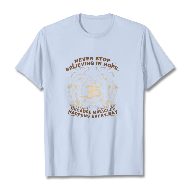Buddha Stones Nigdy Nie Przestają Wierzyć W Nadzieję Om Lotus Design Bawełniana Koszulka T-shirt - Jasnoniebieski - 2XL - image 19