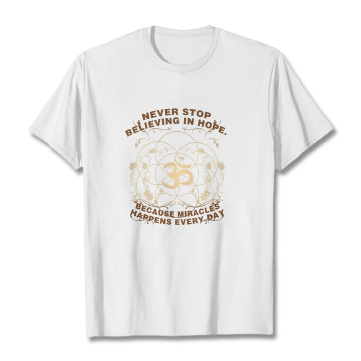 Buddha Stones Nigdy Nie Przestają Wierzyć W Nadzieję Om Lotus Design Bawełniana Koszulka T-shirt - Biały - 2XL - image 8