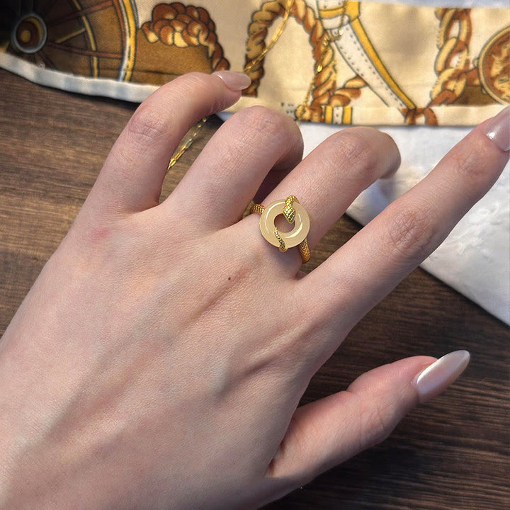 Pierścionek z Buddha Stones Chalcedon Pokoju ze srebra próby 925 Złoty Rok Węża Harmonia