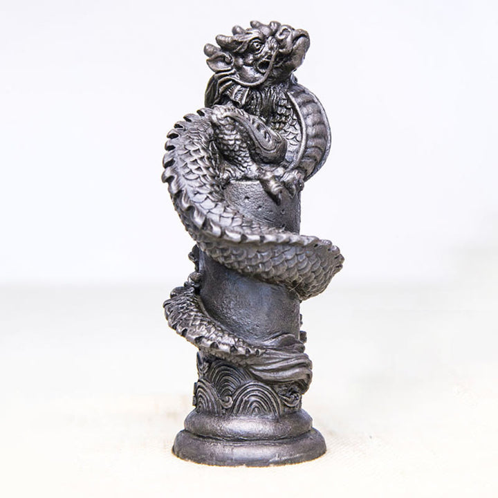 Buddha Stones Ręcznie Latający Smok Wokół Filary Żelazo Proszek Rdza Odlew Żywicy Statua Dekoracja Domu