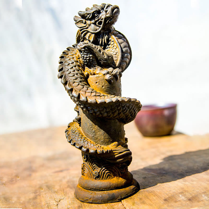 Buddha Stones Ręcznie Latający Smok Wokół Filary Żelazo Proszek Rdza Odlew Żywicy Statua Dekoracja Domu
