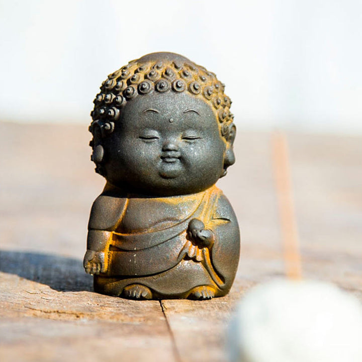 Buddha Stones Małe Stojące Leżące Siedzące Uroczy Budda Żelazo Proszek Rdza Odlew Żywicy Statua Dekoracja Domu - image 12