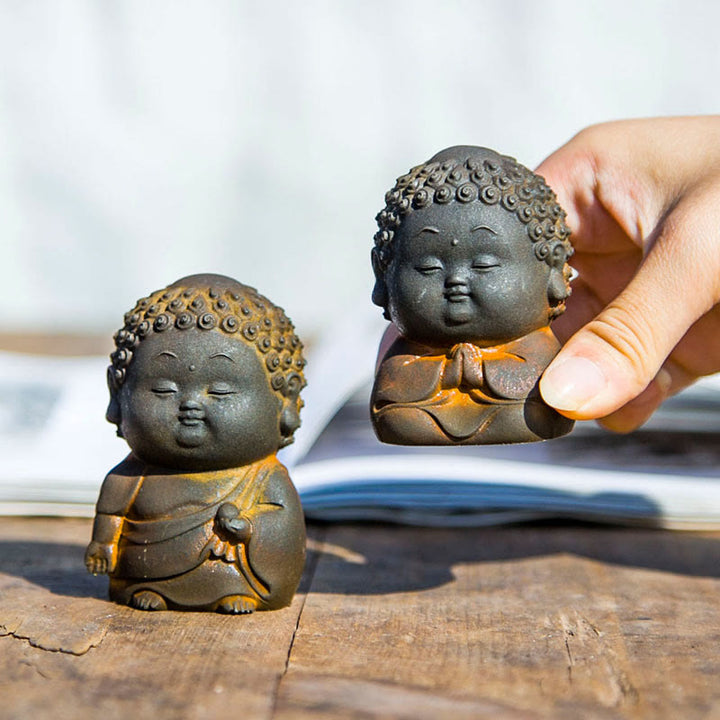 Buddha Stones Małe Stojące Leżące Siedzące Uroczy Budda Żelazo Proszek Rdza Odlew Żywicy Statua Dekoracja Domu