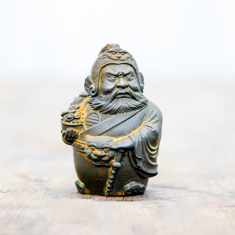 Buddha Stones Ręcznie robione Literackie Wojskowe Bóg Bogactwa Proszek Żelaza Rdza Odlew Żywicy Statua Dekoracja Domu - Wersja Rust - Wojskowy bóg bogactwa 7*4,8*4,3 cm - image 6