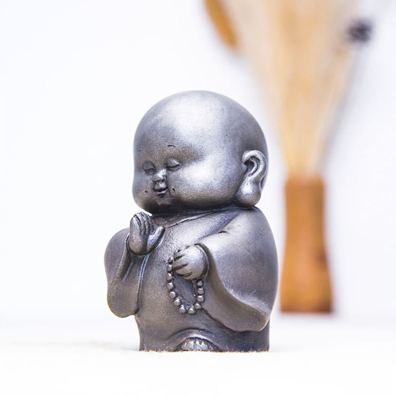 Buddha Stones Ręcznie Robione Mały Mnich Żelazo Proszek Rdza Odlew Żywicy Statuetka Dekoracja Domu