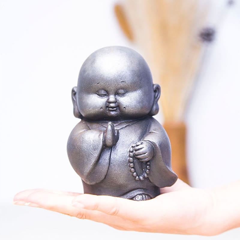 Buddha Stones Ręcznie Robione Mały Mnich Żelazo Proszek Rdza Odlew Żywicy Statuetka Dekoracja Domu