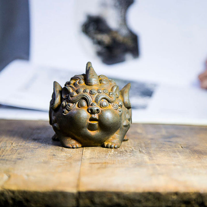 Buddha Stones Ręcznie Bogactwo PiXiu Żelazo Proszek Rdza Odlew Żywicy Statua Dekoracja Domu