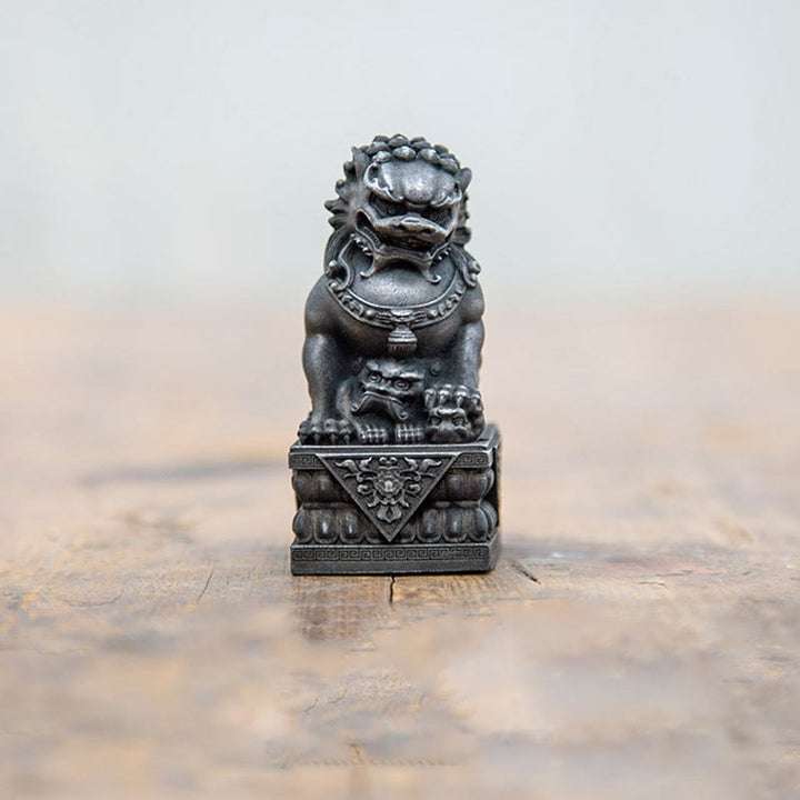 Buddha Stones Ręcznie robione Lwy Fu Foo Psy Żelazo Proszek Rdza Odlew Żywicy Statua Odpędzająca Zło Ochrona Dekoracja Domu