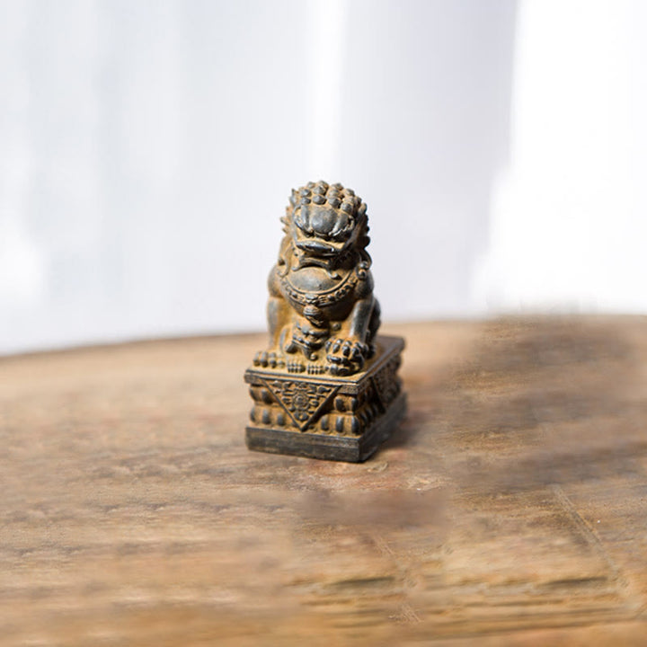 Buddha Stones Ręcznie robione Lwy Fu Foo Psy Żelazo Proszek Rdza Odlew Żywicy Statua Odpędzająca Zło Ochrona Dekoracja Domu