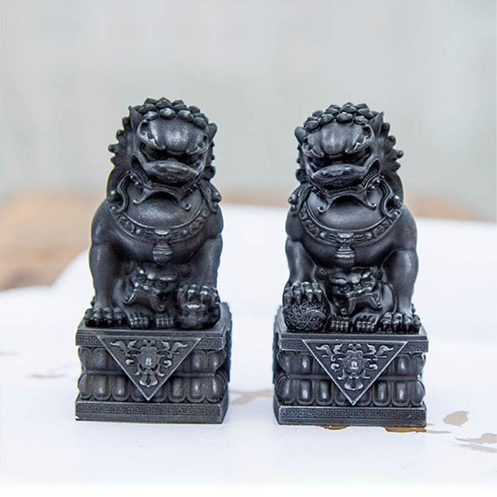 Buddha Stones Ręcznie robione Lwy Fu Foo Psy Żelazo Proszek Rdza Odlew Żywicy Statua Odpędzająca Zło Ochrona Dekoracja Domu