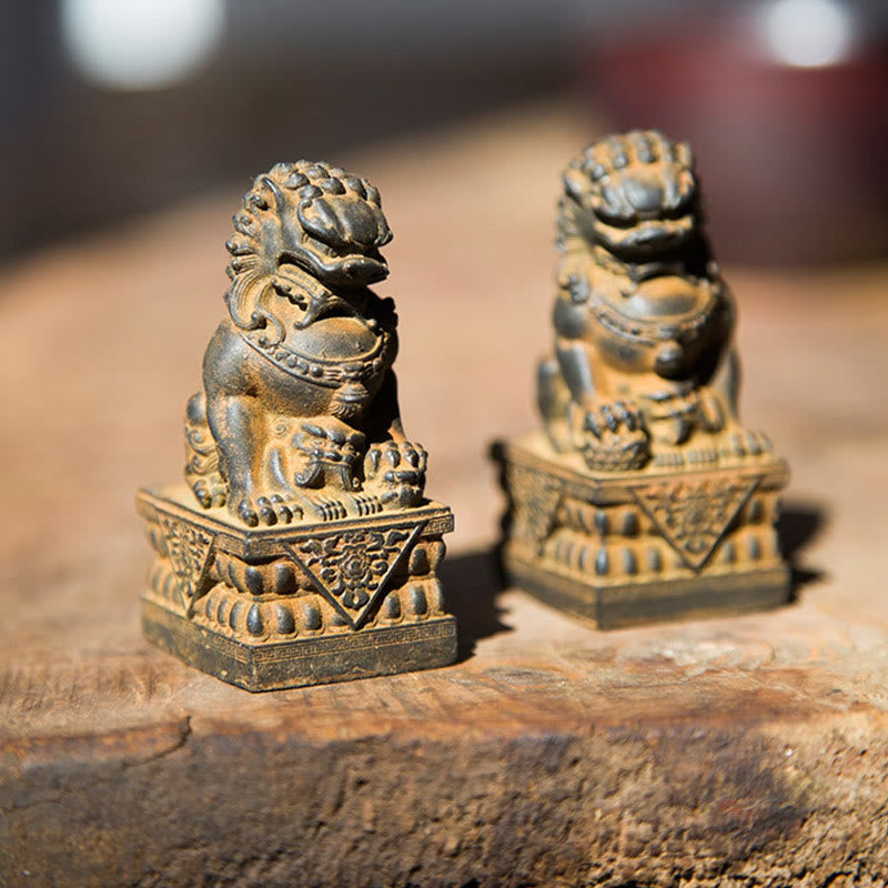 Buddha Stones Ręcznie robione Lwy Fu Foo Psy Żelazo Proszek Rdza Odlew Żywicy Statua Odpędzająca Zło Ochrona Dekoracja Domu