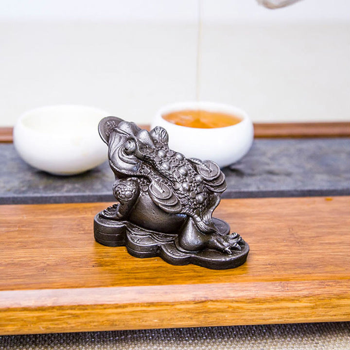 Buddha Stones Ręcznie Feng Shui Żaba Ropucha Miedziane Monety Proszek Żelaza Rdza Odlew Żywicy Statua Dekoracja Domu