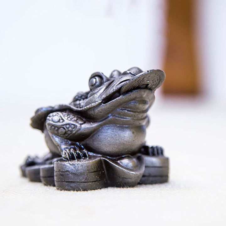 Buddha Stones Ręcznie Feng Shui Żaba Ropucha Miedziane Monety Proszek Żelaza Rdza Odlew Żywicy Statua Dekoracja Domu