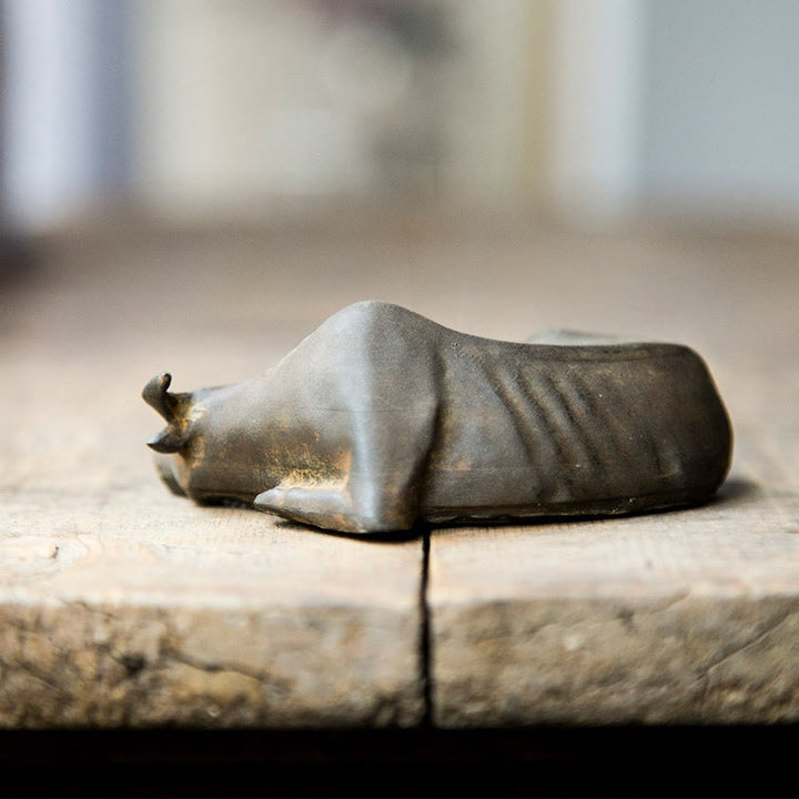 Buddha Stones Ręcznie Robione Małe Wodne Bawoły Byk Żelazo Proszek Rdza Odlew Żywicy Statua Dekoracja Domu