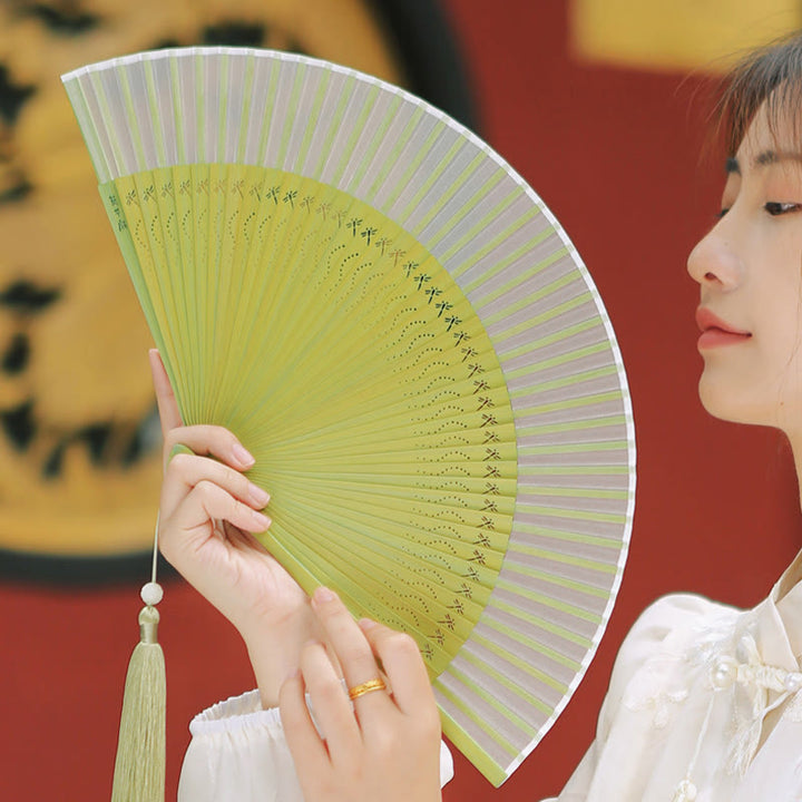 Buddha Stones Jednolity Kolor Ważka Chwost Ręczny Morwowy Jedwab Bambusowy Składany Wachlarz