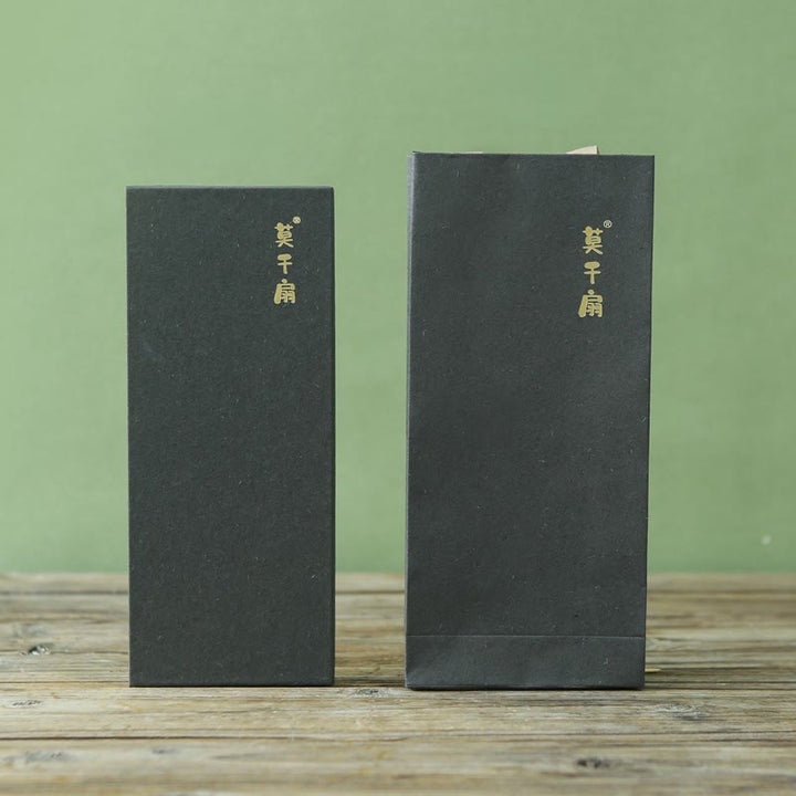 Buddha Stones Retro Góra Rzeka Żuraw Jedwab Ręczny Bambusowy Składany Wentylator