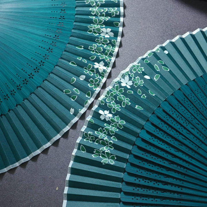 Buddha Stones Kwiat Zwykły Ręczny Poliester Chwost Bambusowy Składany Wachlarz 21 cm