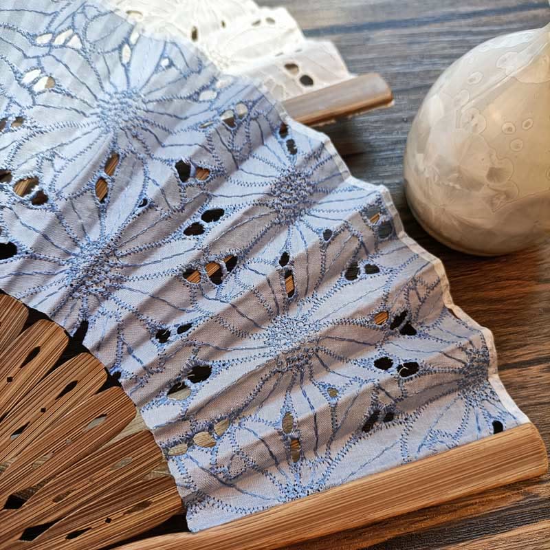 Buddha Stones Jednolity Kolor Puste Kwiaty Haft Bawełniana Tkanina Ręczny Składany Wentylator Bambusowy