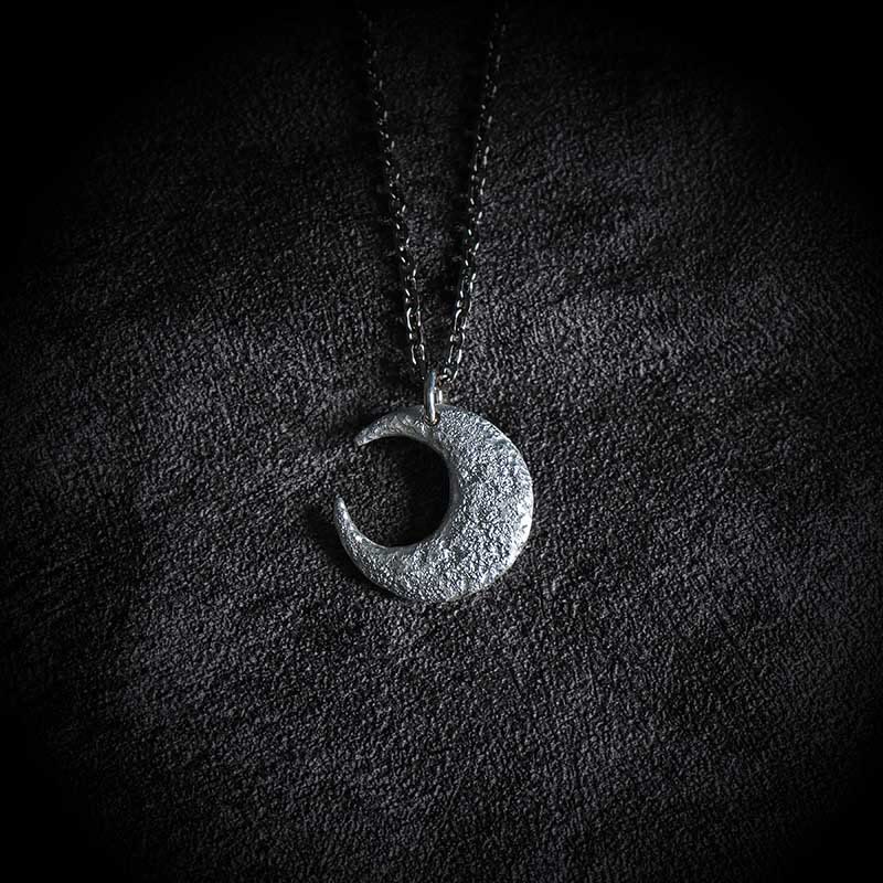 Naszyjnik z wisiorkiem Moon Balance z Buddha Stones 999 - image 1