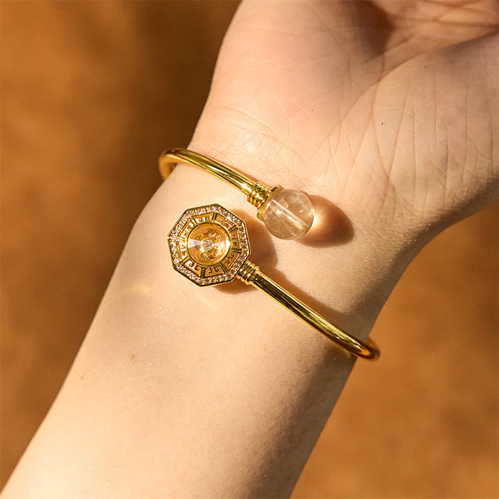 Buddha Stones Rutilated Quartz Miedź Mosiądz Obrotowy Wiatrak Feng Sheng Shui Qi Odwaga Bransoletka Bangle