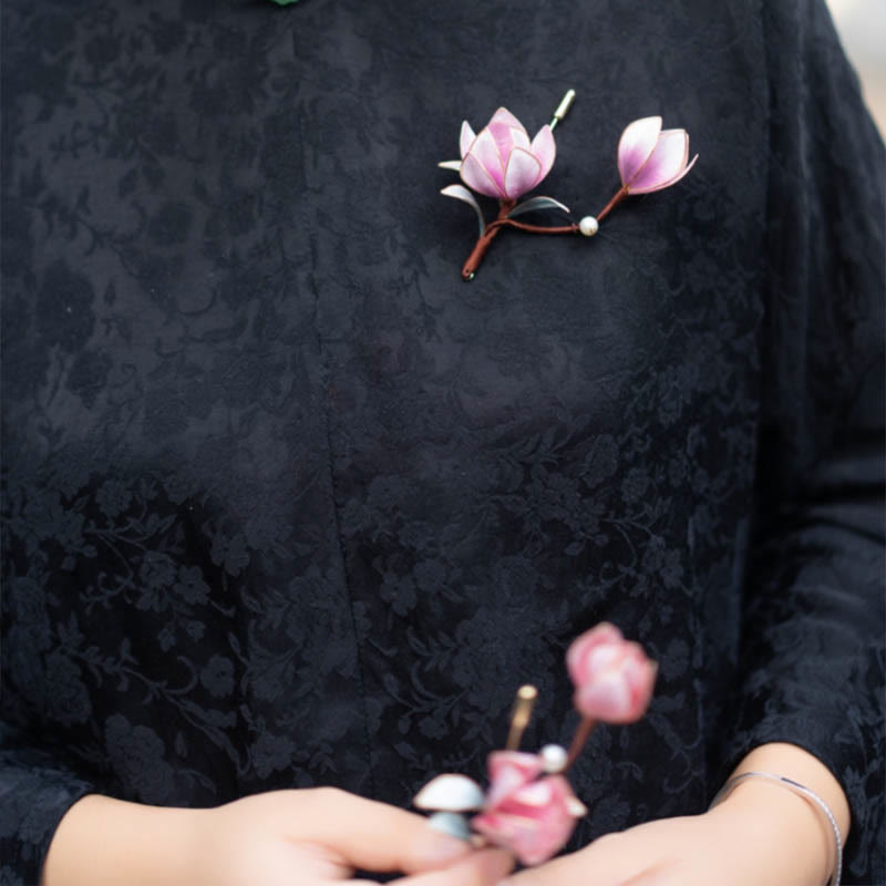 Buddha Stones ręcznie robione Yangzhou Aksamitny Kwiat Morwy Jedwab Fioletowa Magnolia Broszka Spinka Do Włosów
