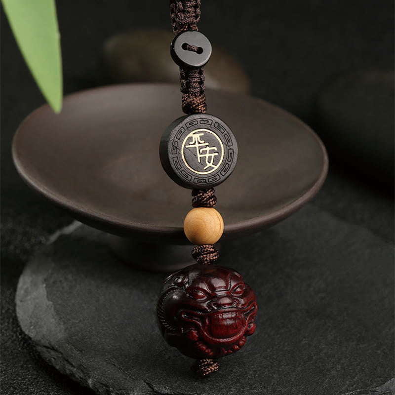 Buddha Stones Mały liść Czerwony Sandałowiec PiXiu Bezpieczny i Dobrze Ochronny Brelok
