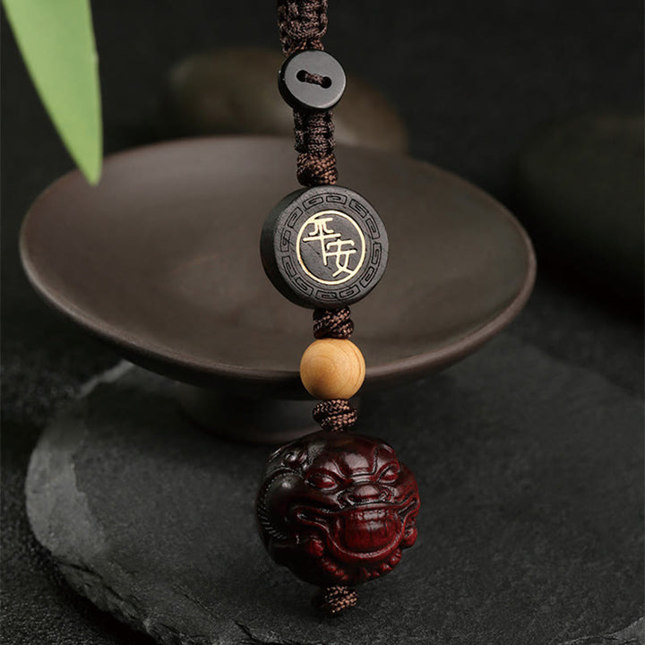 Buddha Stones Mały liść Czerwony Sandałowiec PiXiu Bezpieczny i Dobrze Ochronny Brelok