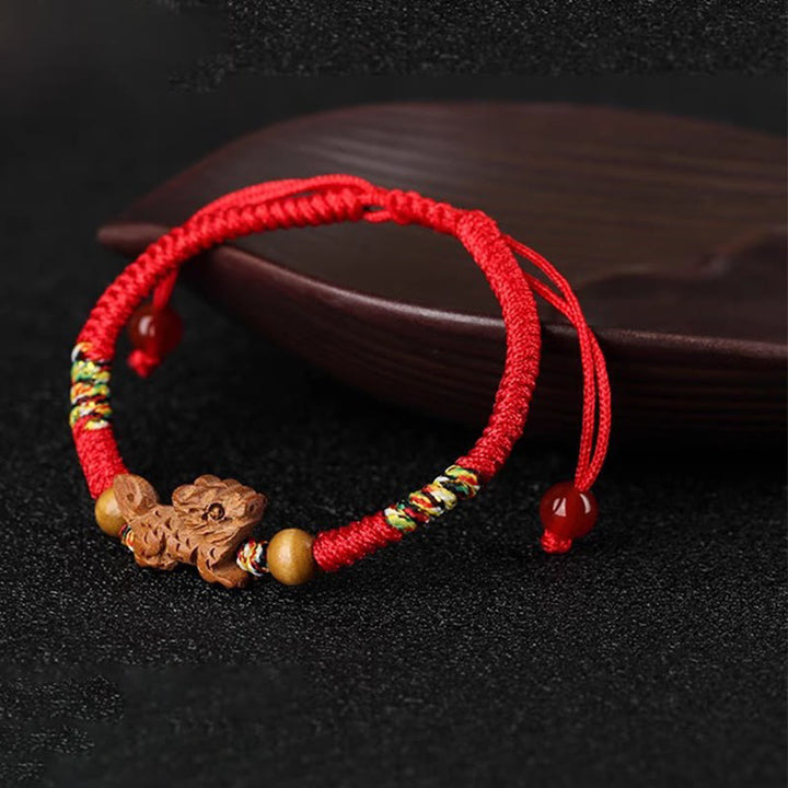 Buddha Stones Ręcznie robione Chińskie Zodiak Czerwony Sznurek Brzoskwiniowy Bransoletka Szczęścia