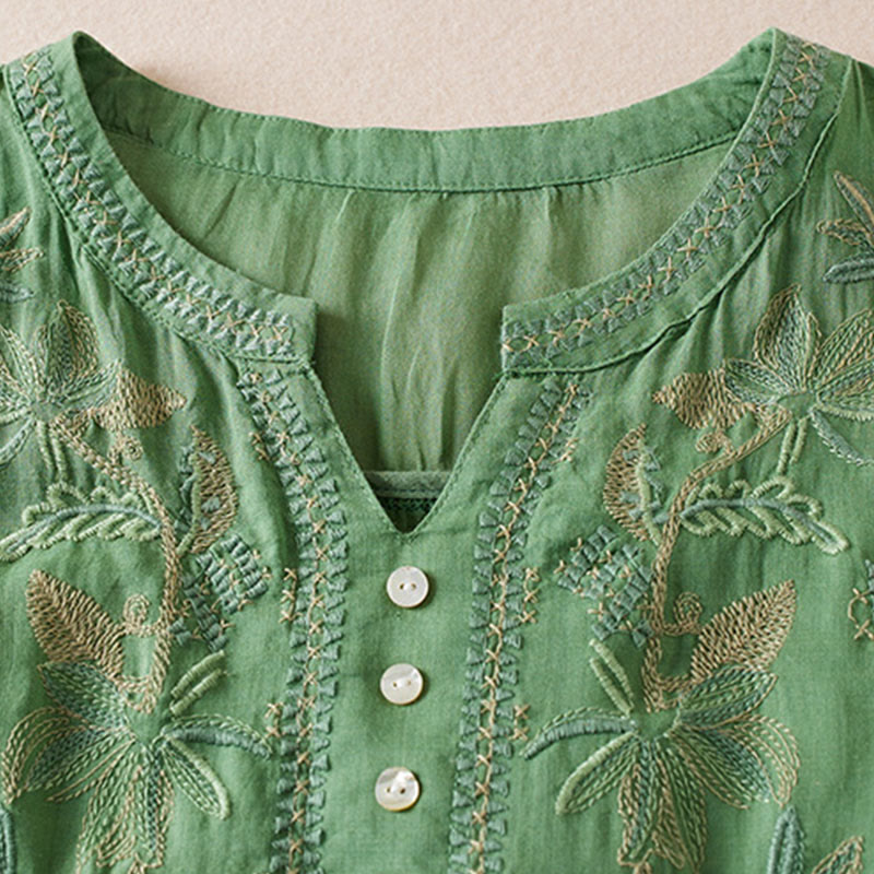 Koszula damska z krótkim rękawem i haftem w kształcie litery V z Buddha Stones , wykonana z mieszanki bawełny i z krótkim rękawem