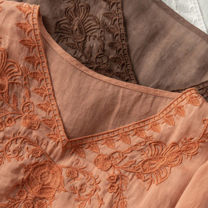 Koszula damska z krótkim rękawem i dekoltem w serek Buddha Stones Casual z haftem kwiatowym i krótkim rękawem - image 11