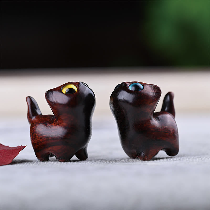 Buddha Stones Zielone drzewo sandałowe Drewno hebanowe Drzewo sandałowe Małe liście Czerwone drzewo sandałowe Miniaturowa dekoracja pokoju Lucky Cat - 2 szt. małych liści czerwonego drzewa sandałowego w kształcie kotów - image 37
