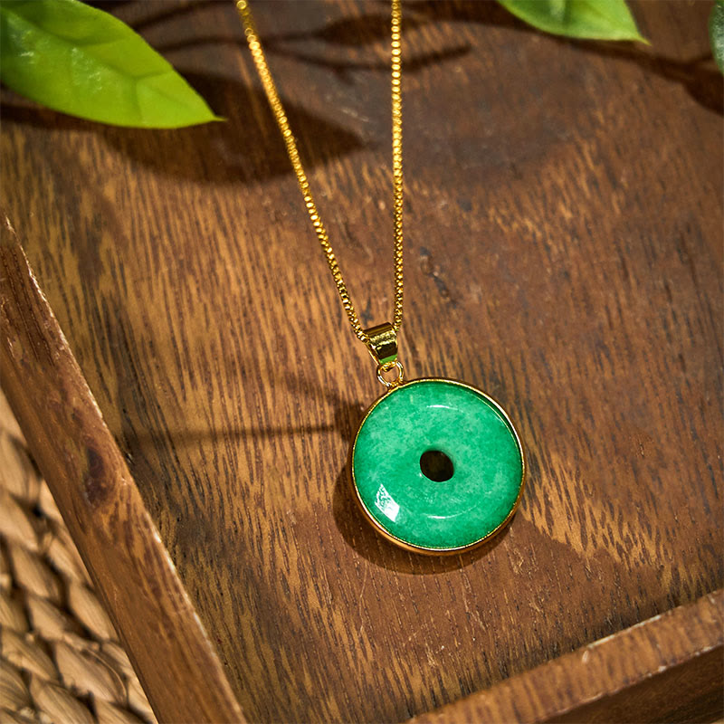 Buddha Stones Naturalny Cyjan Jade Peace Buckle Healing Luck Naszyjnik Wisiorek