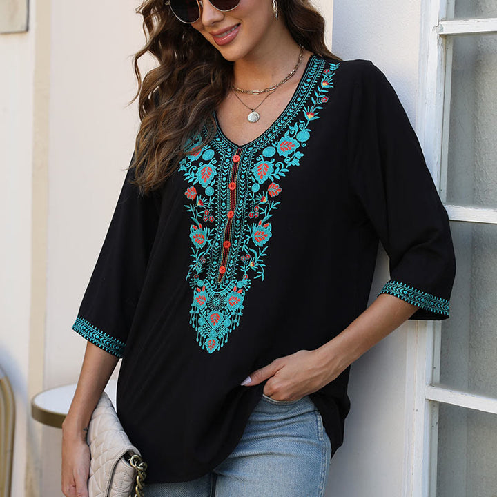 Buddha Stones Letnia swobodna haftowana kwiatowa liść półrękaw dekolt w serek bawełniana damska koszulka - Czarny - US12, UK/AU16, EU44 (3XL) - image 0