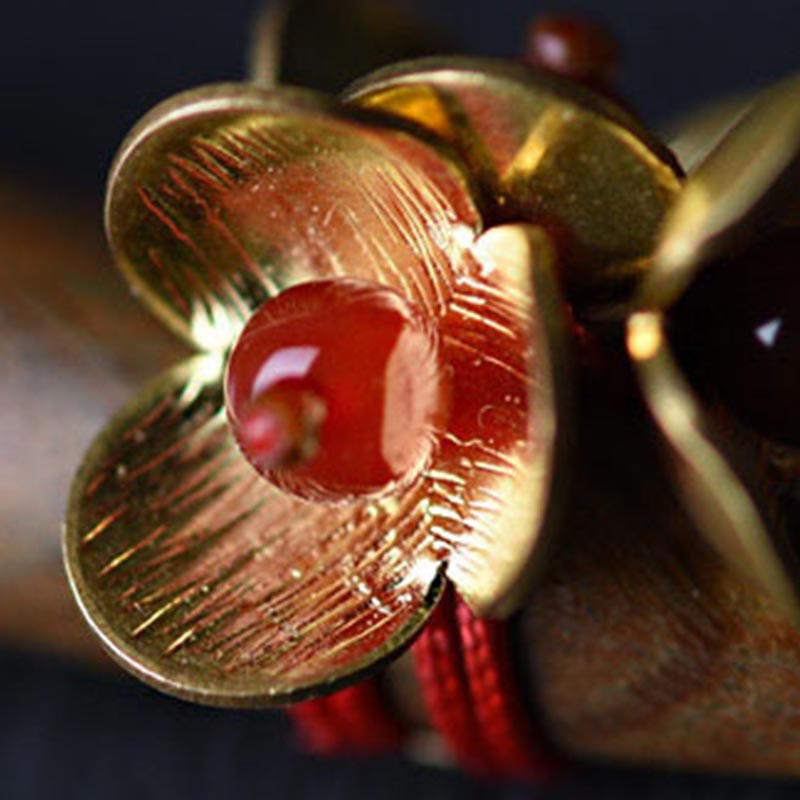 Buddha Stones Srebrny frędzel Zielony sandałowiec Kojąca spinka do włosów