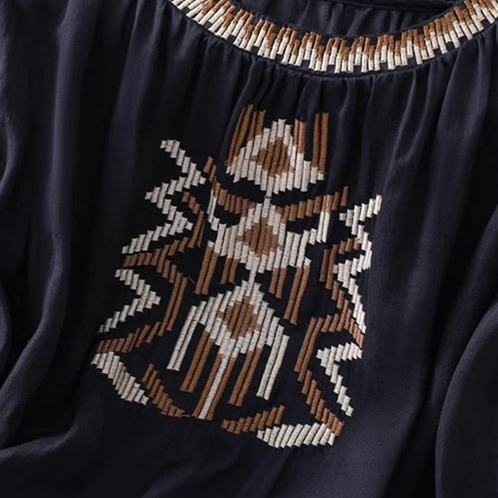 Koszulka damska z okrągłym dekoltem i krótkim rękawem z elastycznej tkaniny Buddha Stones Casual Symmetrical Embroidery