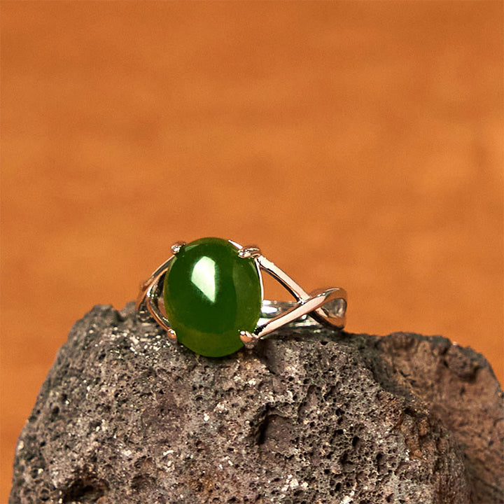 Pierścionek z regulowanym zapięciem z naturalnego stopu jadeitu z Buddha Stones
