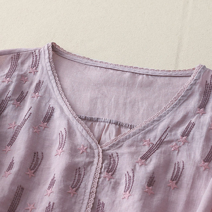 Koszula damska z haftem „Buddha Stones” z dekoltem w serek i krótkim rękawem, wykonana z bawełny i lnu