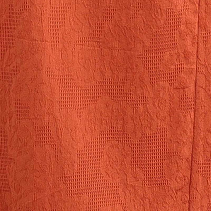 Sukienka midi z krótkim rękawem i kieszeniami, wykonana z gładkiej żakardowej bawełny i lnu, z motywem Buddha Stones - image 19